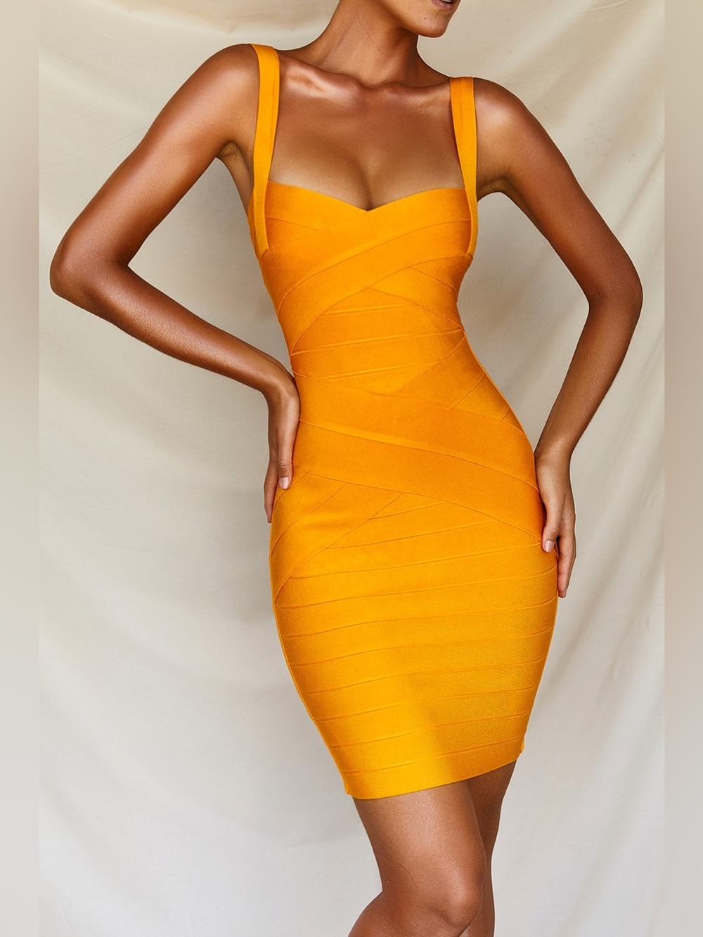 House of CB Lumia Mango Orange Yellow Bandage Bodycon Mini Dress NWT Size Large